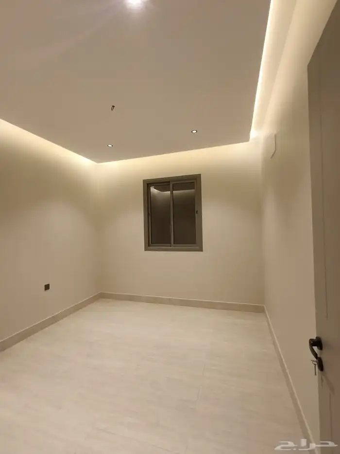 للبيع شقه ارضيه بحوش ومدخل سياره وغرفه اضافيه بالحوش 15