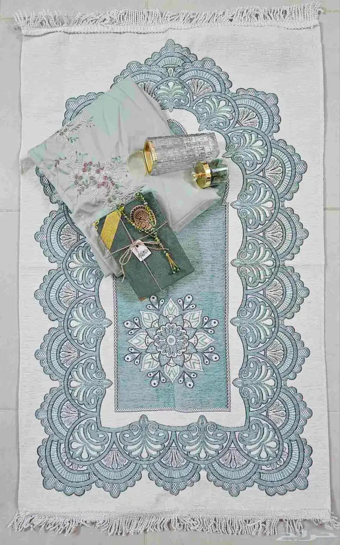 اطقم صلاة شرشف دبل كلوش ومطرز ومكسر 19