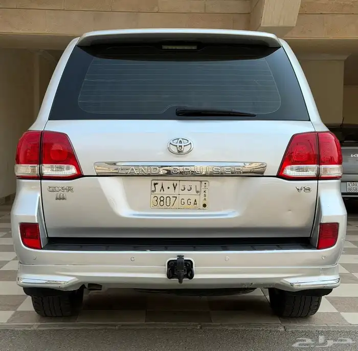 لاندكروزر 2009 مشروط 8 سلندر 2