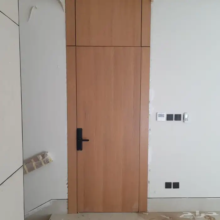 أبواب خشب وديكور سحاب مخفي ديكور شاشه 0