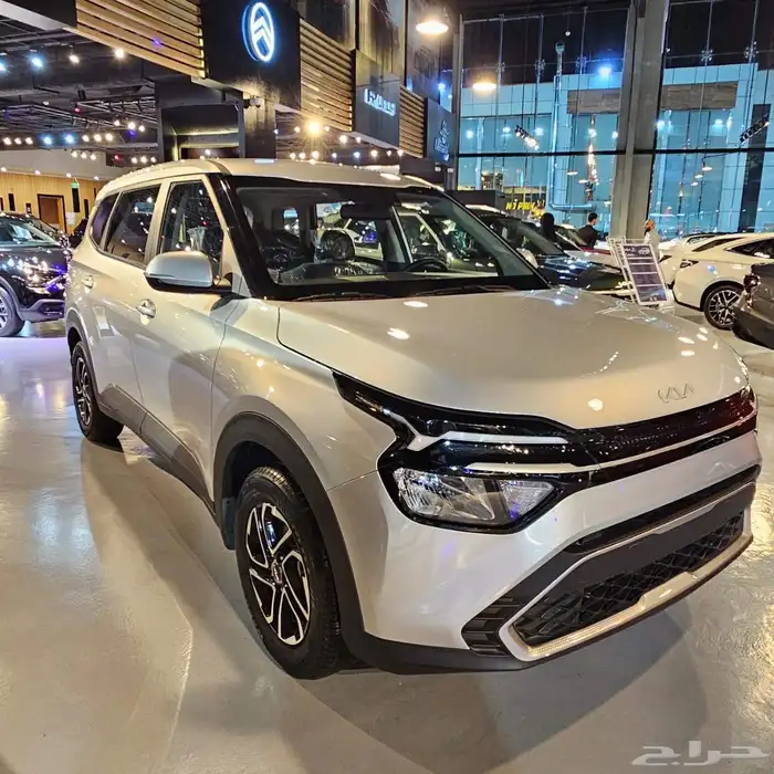 كيا كارنز فئة GL موديل 2025 نقبل رواتب من 3500 و 4000 الف 1