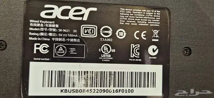 شاشه كمبيوتر ولوحه مفاتيح 5