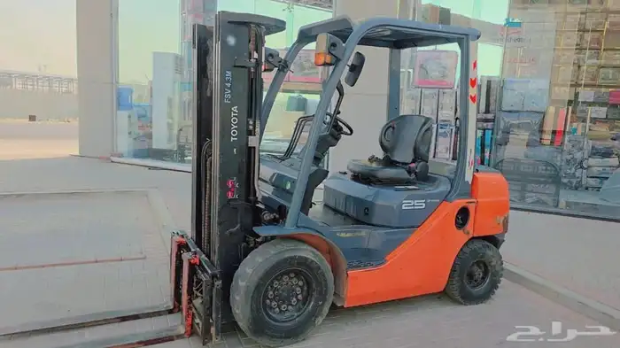 شركه المجد لتاجير المعدات الثقيله كرينات سيزر لف ومالفت رافع 2