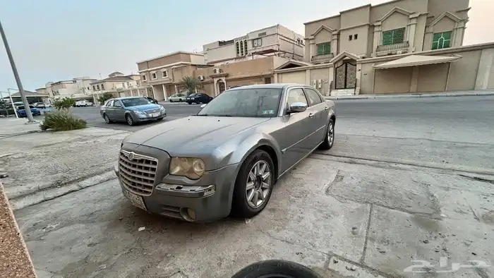 للبيع كرايزلر C300 هيمي 2007 2