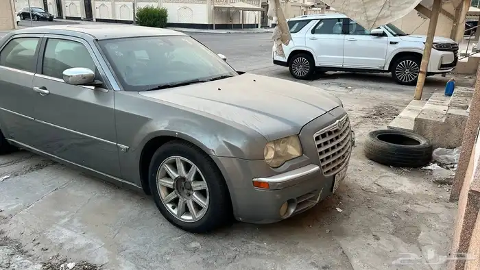 للبيع كرايزلر C300 هيمي 2007 3