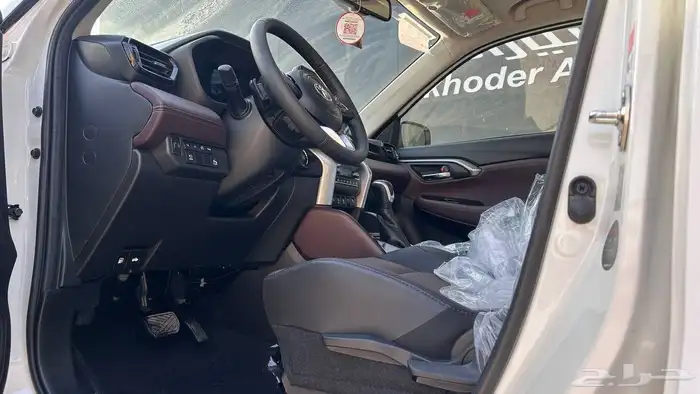 تايوتا اوربان فل كامل 2026 8