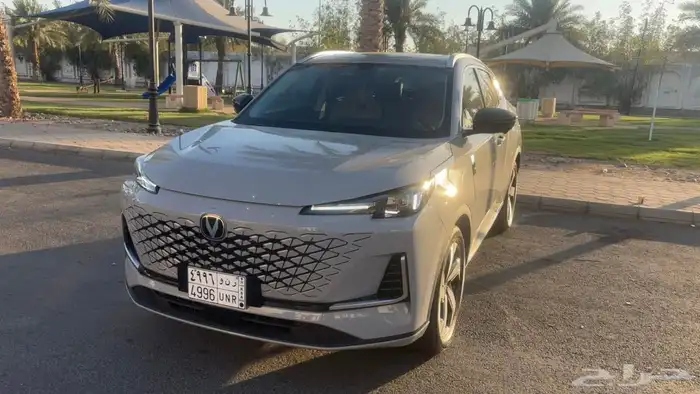 شانجان يوني اس UNI S 4