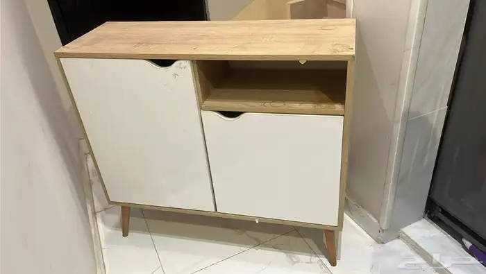 طاولة تلفاز مستعملة السعر 100 ريال 1