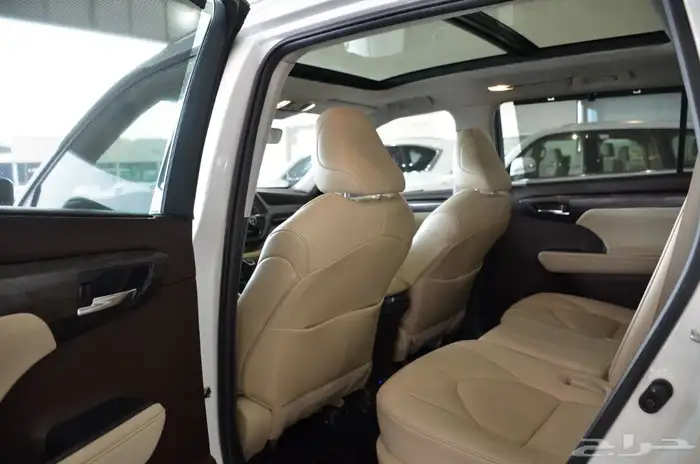 تويوتا هايلاندر 2022 لمتيد 5