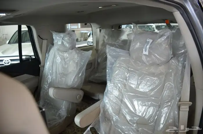 كاديلاك اسكاليد بريميوم 2020 وارد الجميح. 8