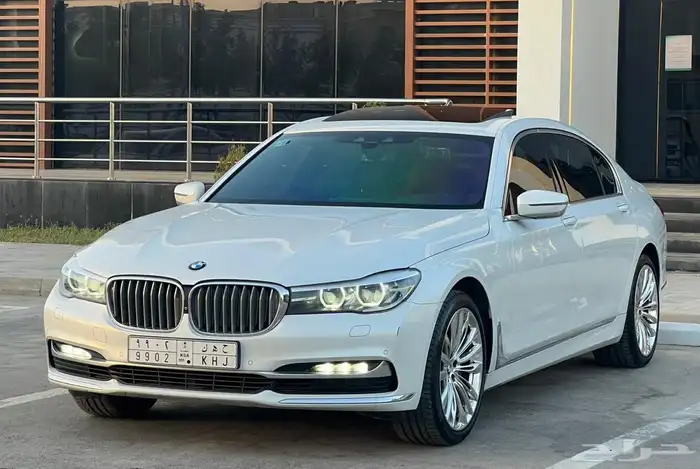 بي ام دبليو 730Li 2018 (بحالة ممتازة) 0