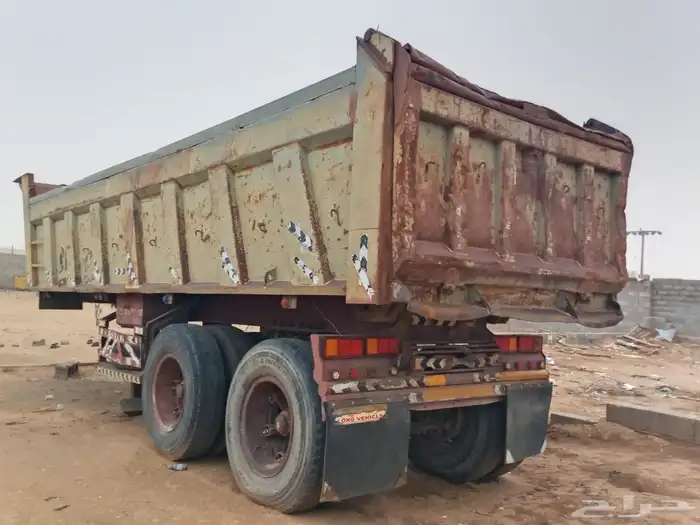 للبيع صندوق قلاب تريله 21 متر إلايادي الماهره 0