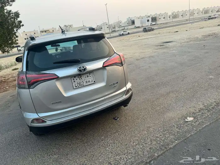 تايوتا راف فور 2016 1