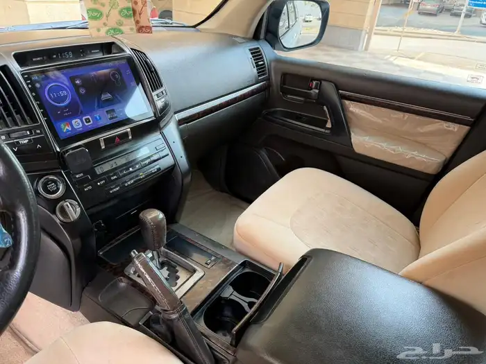 لاندكروزر 2009 مشروط 8 سلندر 10