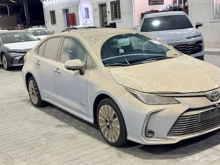 تويوتا كورولا XLi فتحة سقف فل كامل موديل 2024 تقسيط وكاش 2