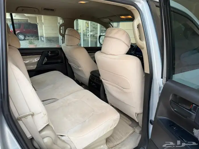 لاندكروزر 2009 مشروط 8 سلندر 14