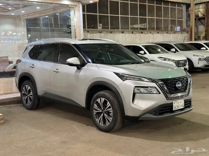 نيسان اكس تريل 2023 SV بلس فل كامل 2