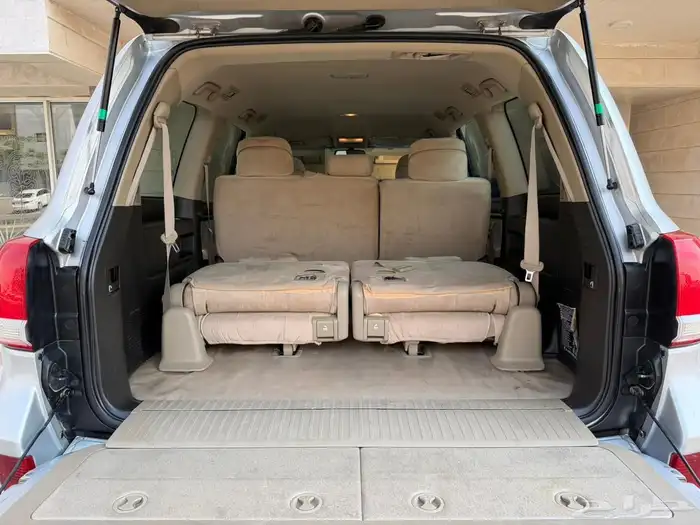 لاندكروزر 2009 مشروط 8 سلندر 13