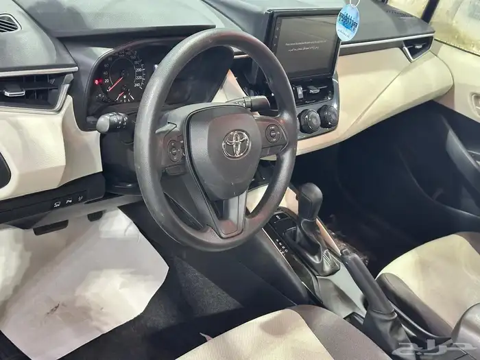 تويوتا كورولا XLi فتحة سقف فل كامل موديل 2024 تقسيط وكاش 7