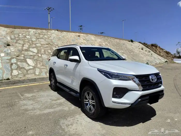 تويوتا فورشنر 2024 بنزين ست 6 سلندر V6 VX1 ب138 الف. 1