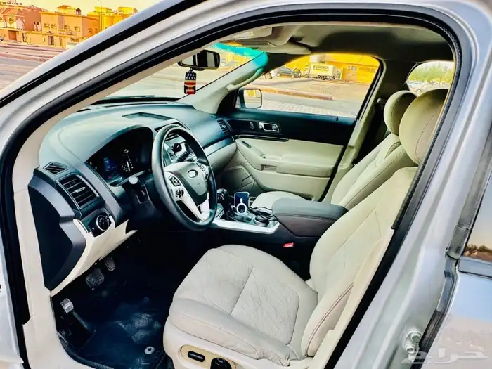 Ford Explorer 2014 Excellent Condition for Urgent sale 7