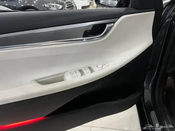 هيونداي ازيرا 7