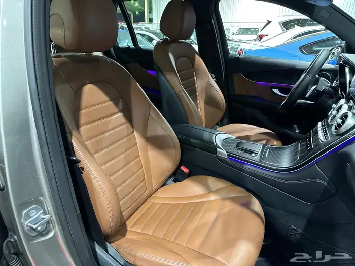 مرسيدس GLC 300 موديل 2020 8