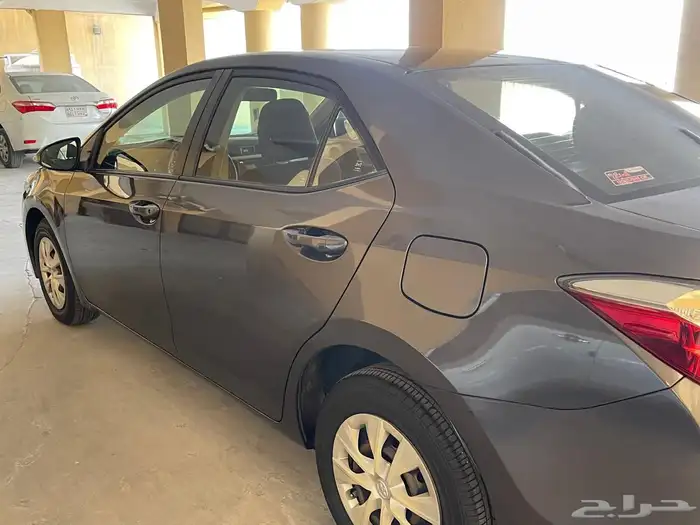 للبيع كورلا 2017 بحالة الوكاله 13