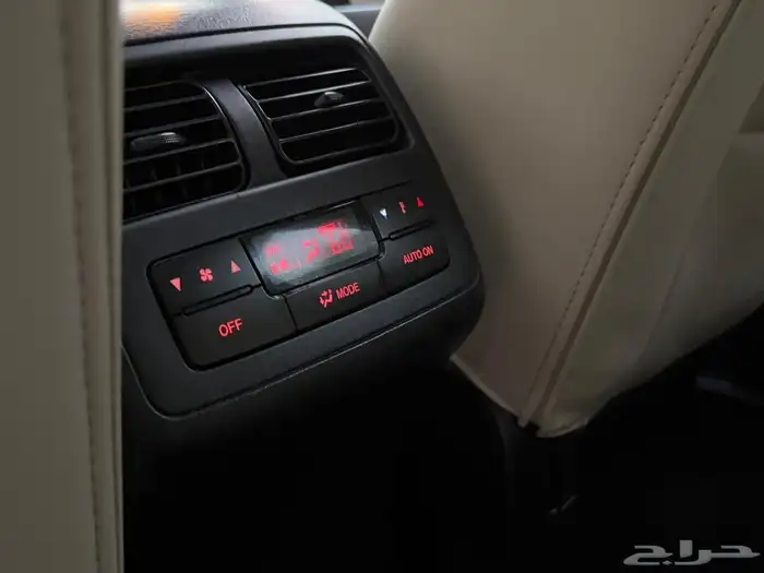 مازدا CX9 2015 ( فل كامل بحالة الوكالة ) 19