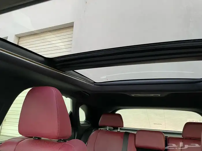 لكزس RX أعلى فئة 8