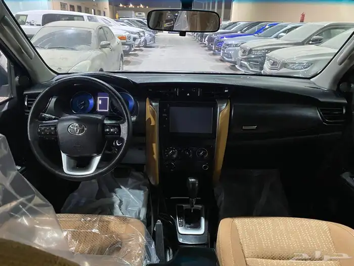 تويوتا فورتشنر ديزل 4سلندر 2022 8