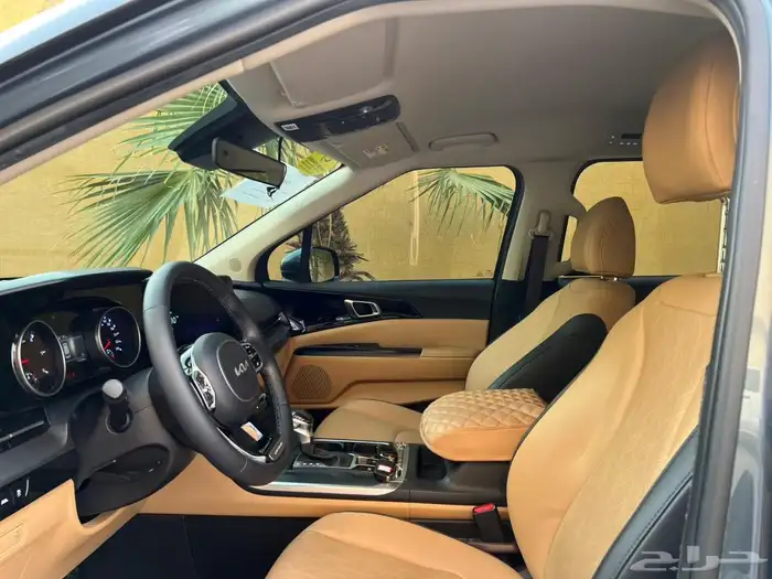 كيا كرنفال فل كامل موديل 2022 26