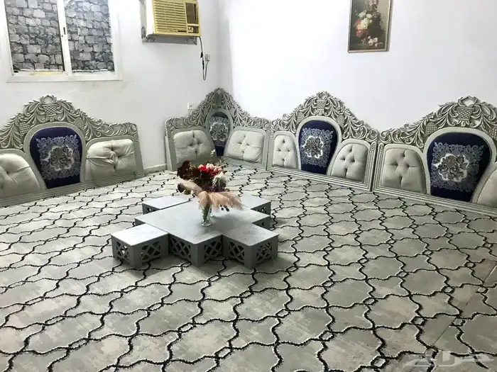 مجلس ارضي للبيع وقابل للتفاوض 1