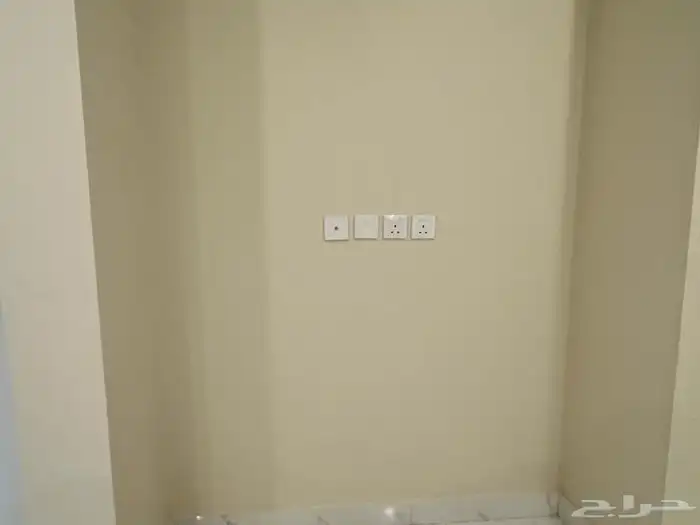 شقة للإيجار الباحه الوهده 4