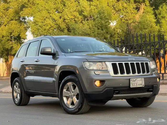 جراند شروكي ليمتد 2013 (( بحالة ممتازة )) 2