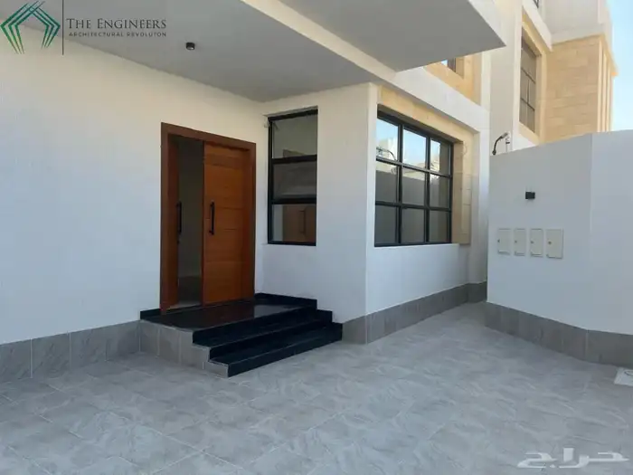 فيلا مودرن فاخرة للبيع في شمال جدة - حي الزمرد 2