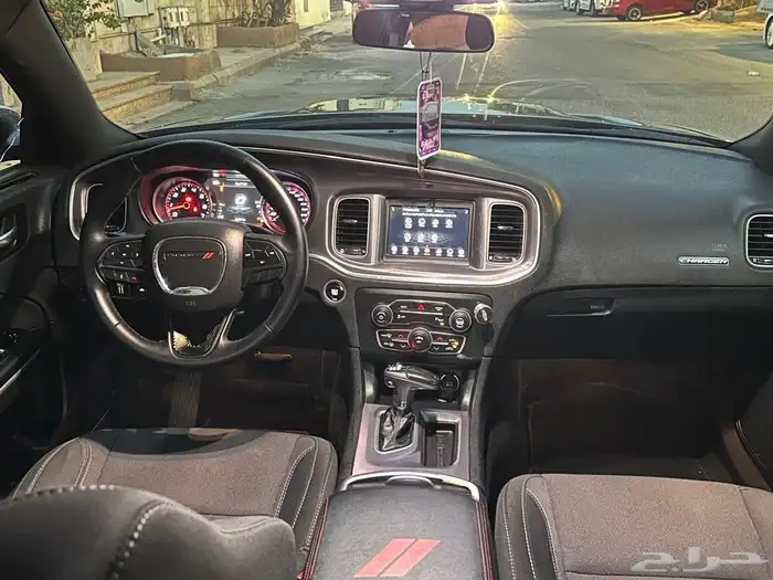 للبيع دوج تشارجر 2019. 8