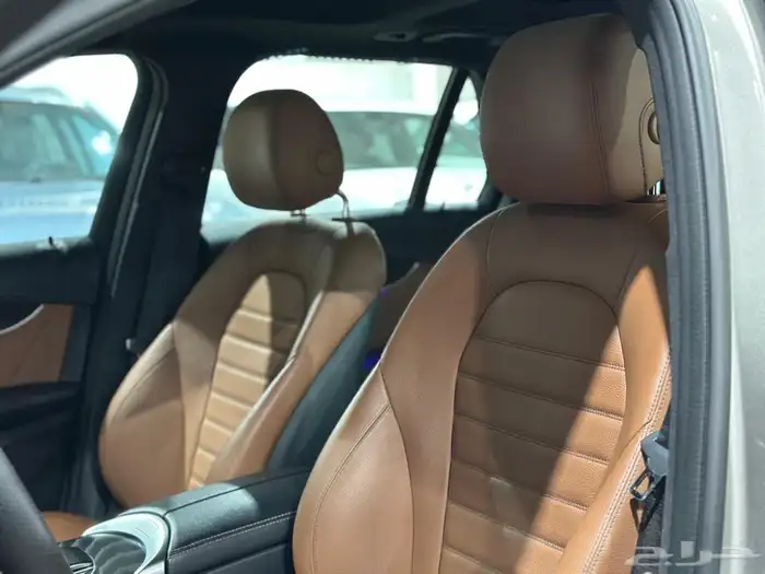 مرسيدس GLC 300 موديل 2020 7