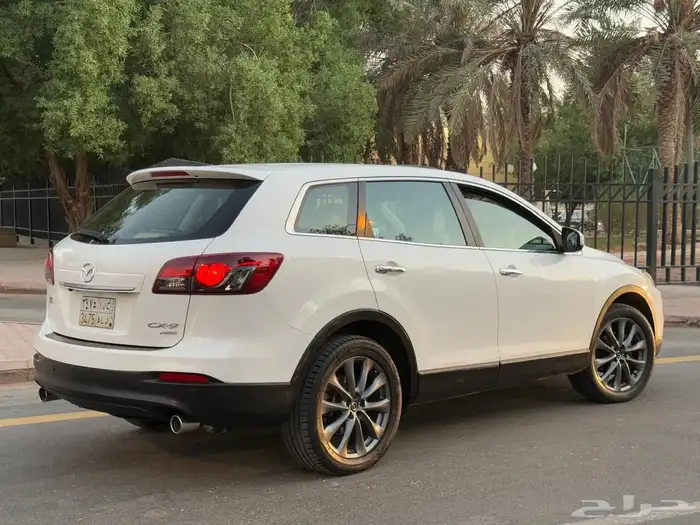 مازدا CX9 2015 ( فل كامل بحالة الوكالة ) 12