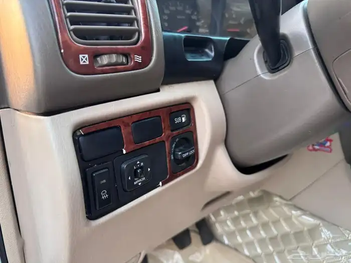 لاندكروزر جكسار 2000 نظيف قير عايدي 9