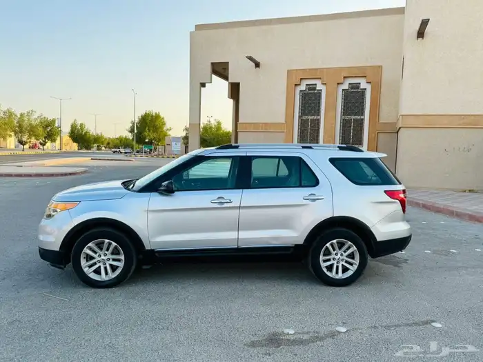 Ford Explorer 2014 Excellent Condition for Urgent sale 2