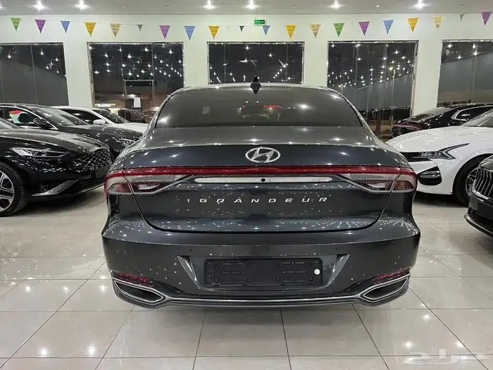 هيونداي ازيرا 5