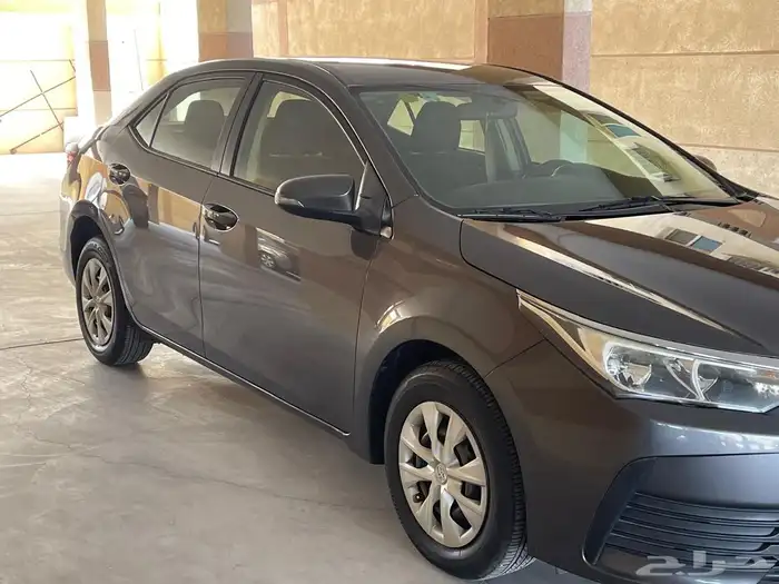 للبيع كورلا 2017 بحالة الوكاله 31