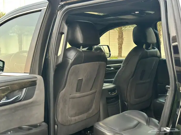 كاديلاك اسكاليد بلاتينيوم 2020 17