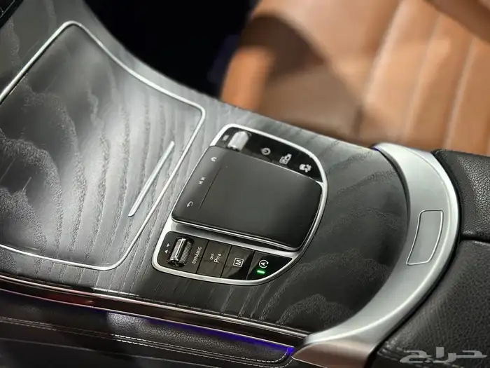 مرسيدس GLC 300 موديل 2020 14