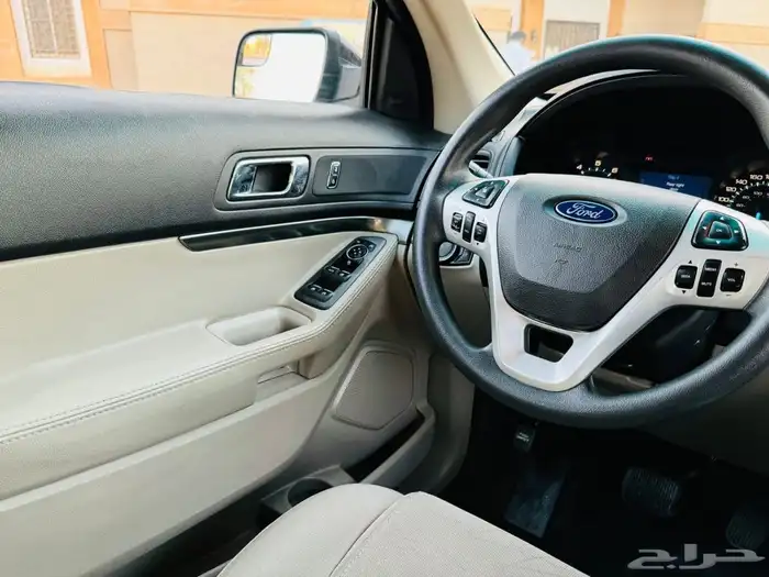 Ford Explorer 2014 Excellent Condition for Urgent sale 4