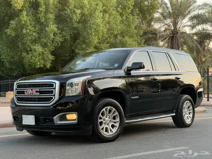 جي ام سي - يوكن - 2017 ( بحالة ممتازة ) 3