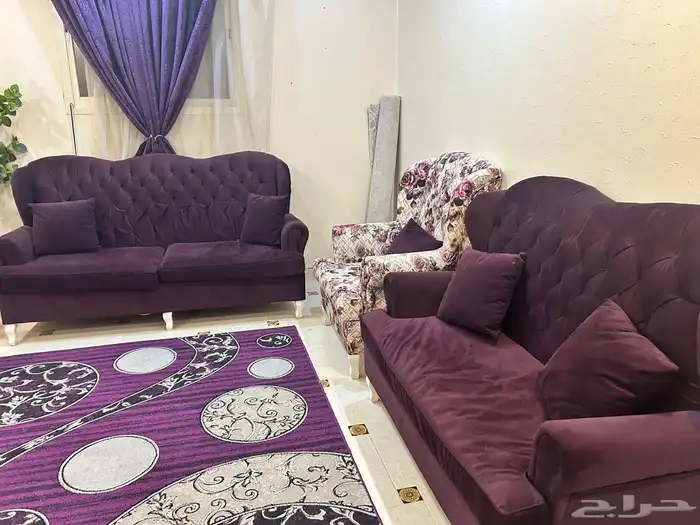 كنب وطاولة طعام للبيع 7