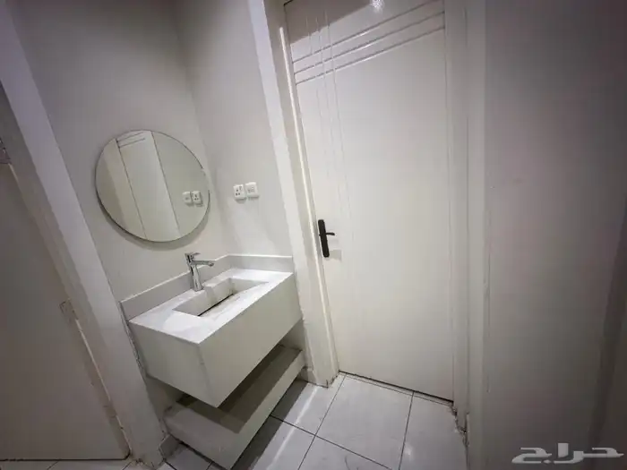 شقه للايجار حي الرمال 6