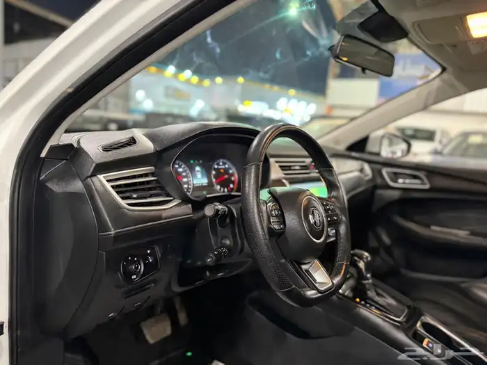 ام جي 5 MG 2023 فل كامل . 10